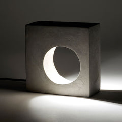 Serax Tischlampe Flastaire Concrete by Patrick Paris